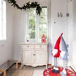 Santa's Closest Neighbor Rovaniemi