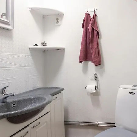 Santa's Closest Neighbor