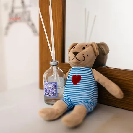 Santa's Closest Neighbor