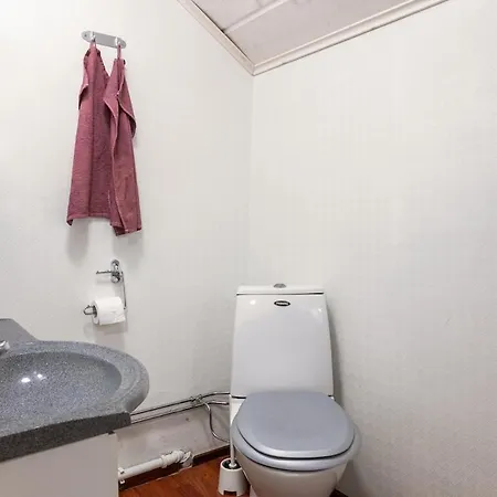 Santa's Closest Neighbor *