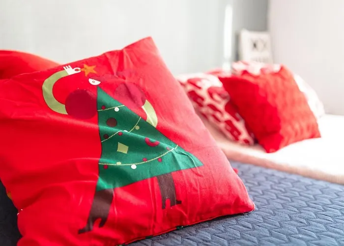 Huvilat Santa's Closest Neighbor *