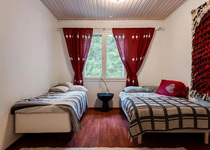 Santa's Closest Neighbor