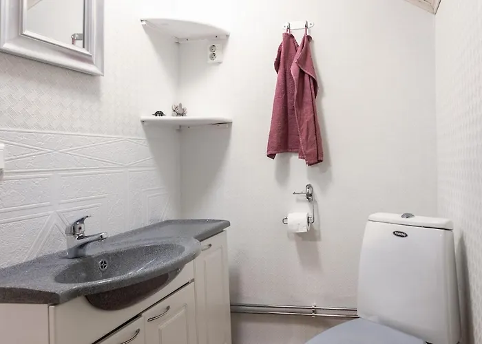 Santa's Closest Neighbor