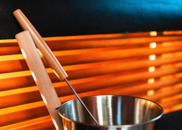 Villa Santa's Closest Neighbor *