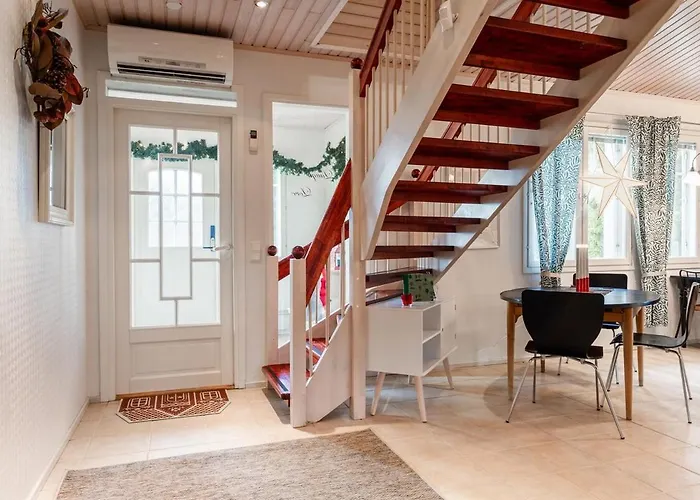 Santa's Closest Neighbor Villa Rovaniemi